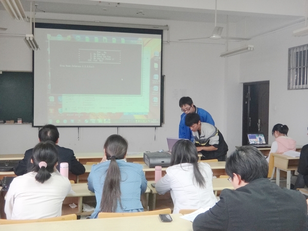 学生做程序演示